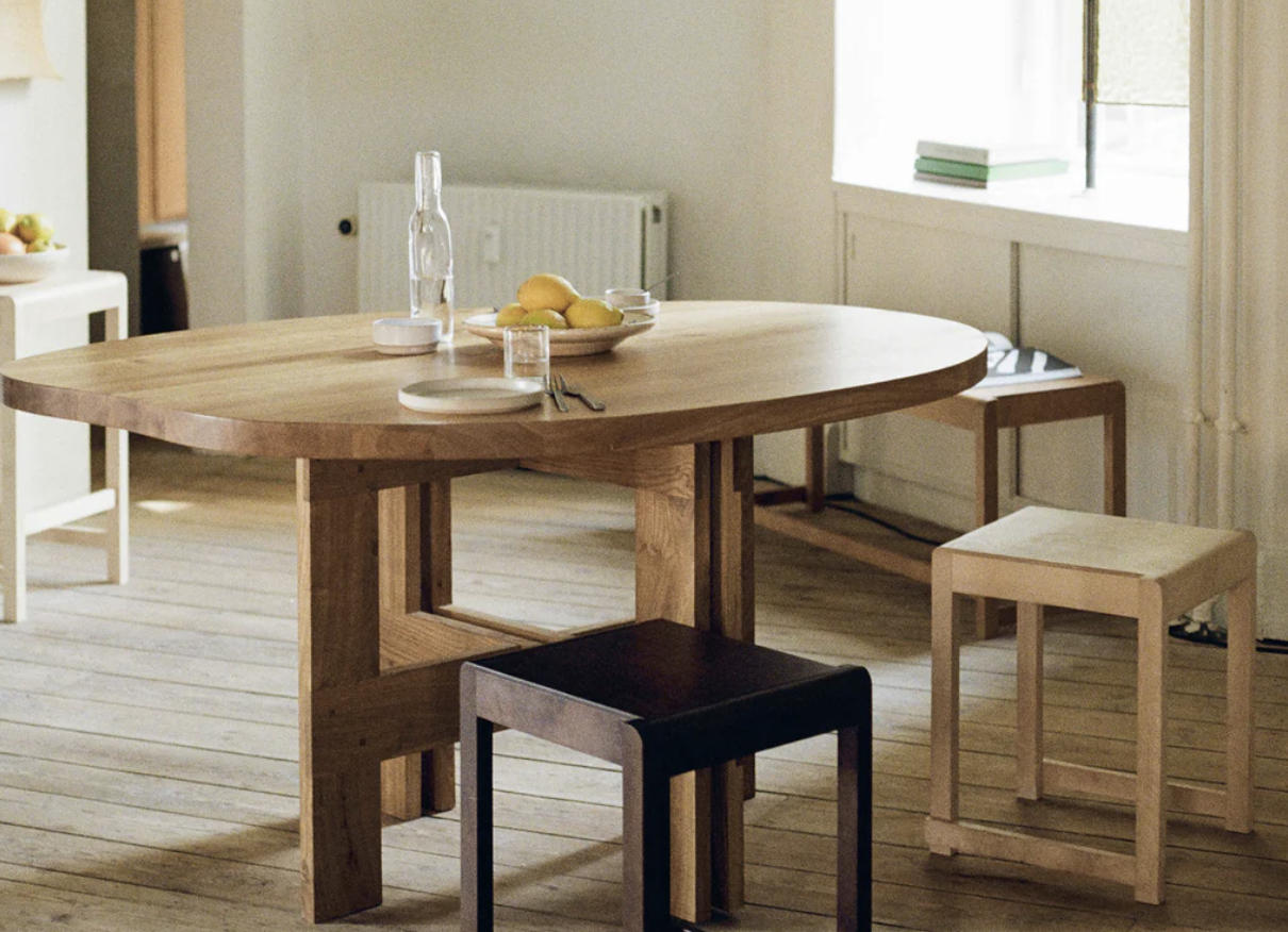 FRAMA Low Stool 01
