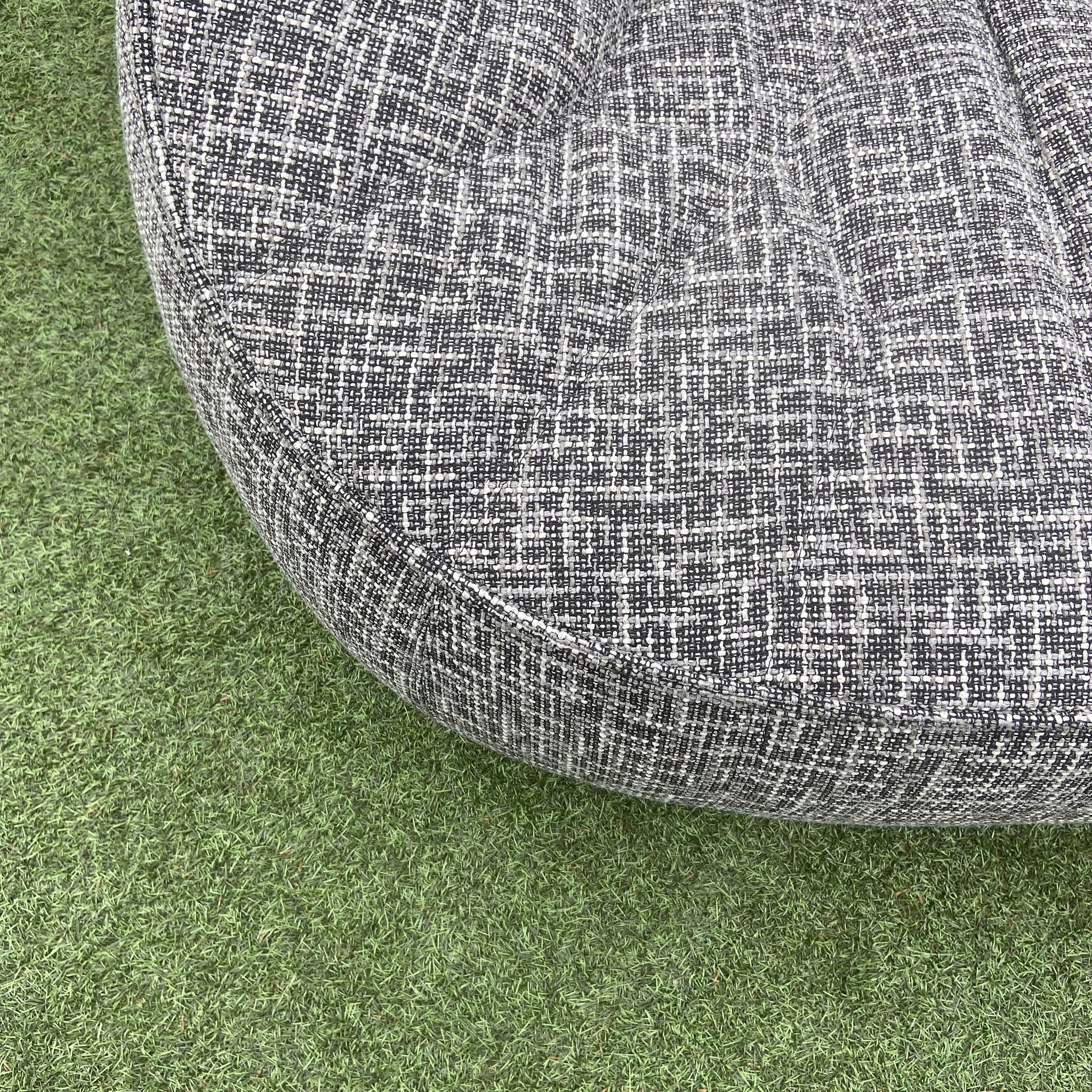 Ligne Roset Ottoman Fauteuil Outdoor (Complete Item) - Gayac Pierre