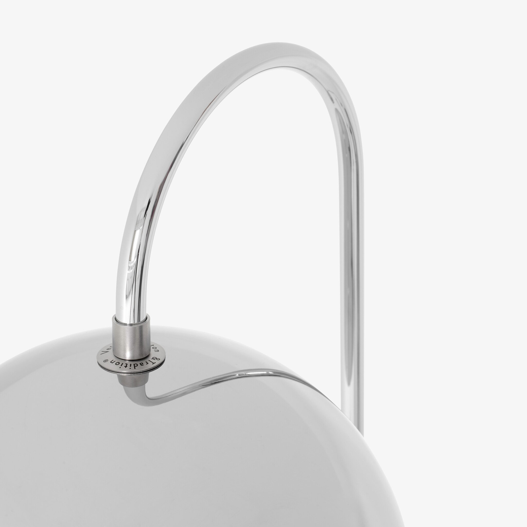 &Tradition Flowerpot VP12