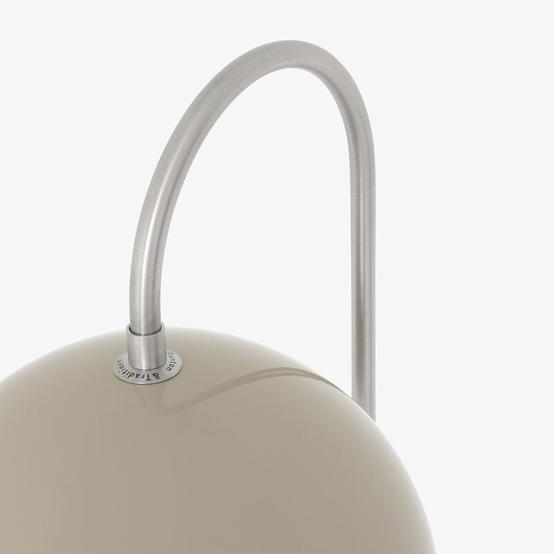 &Tradition Flowerpot VP12