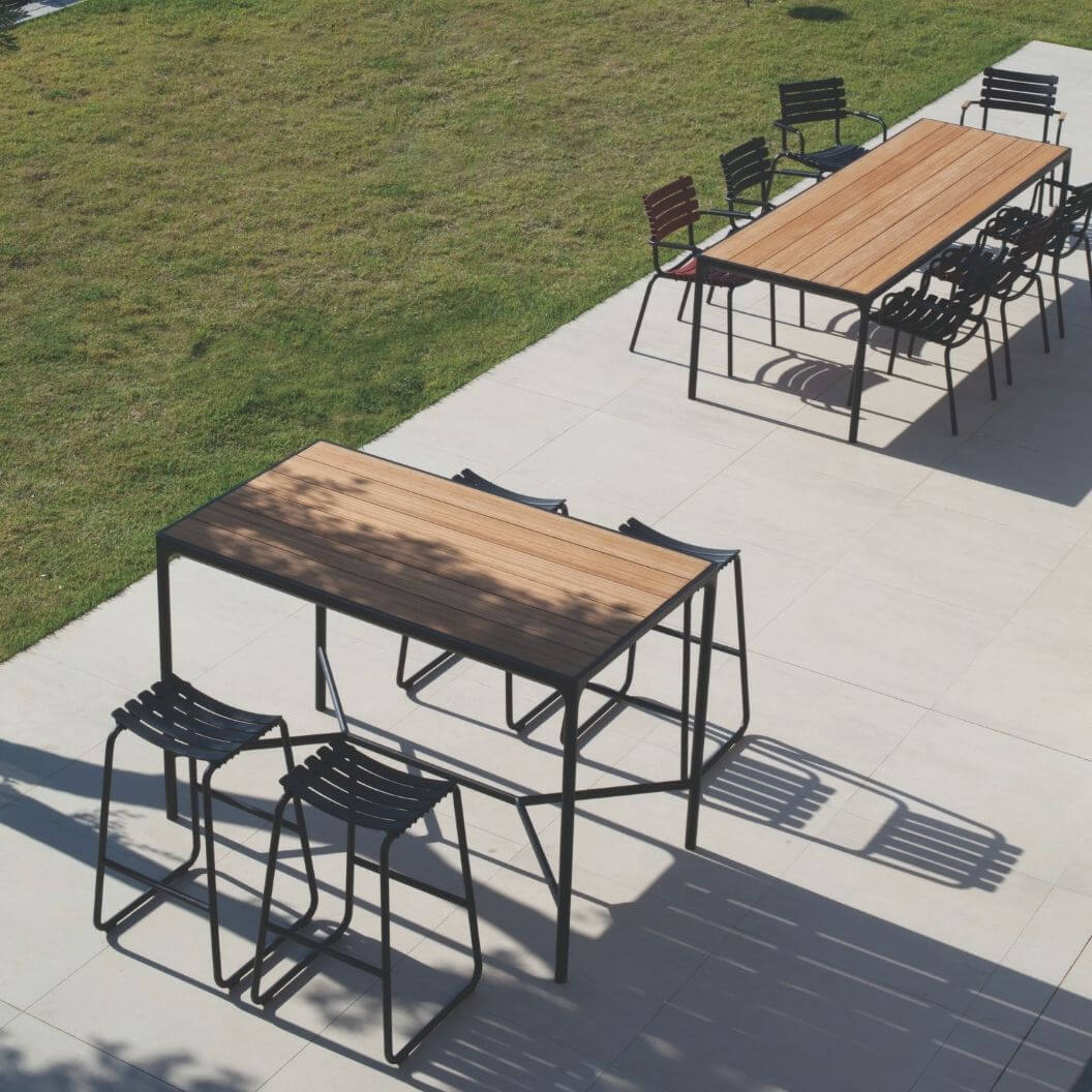 Houe FOUR Bar Table 160 cm - Table Top in Bamboo Black Frame