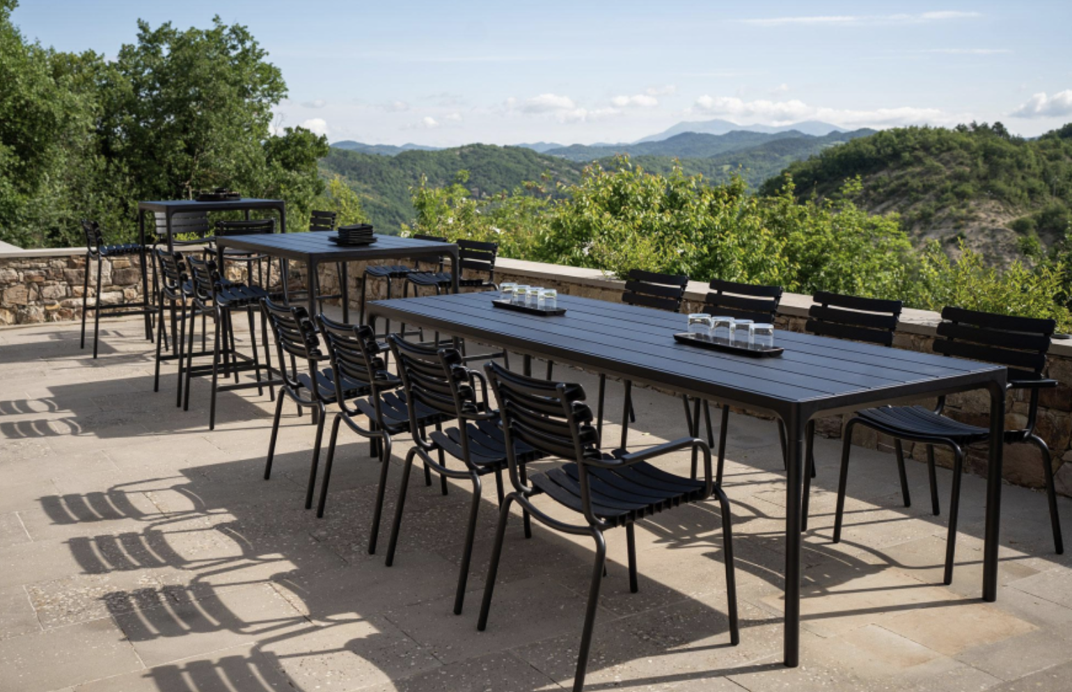 HOUE FOUR Table 160 cm - Black Aluminum