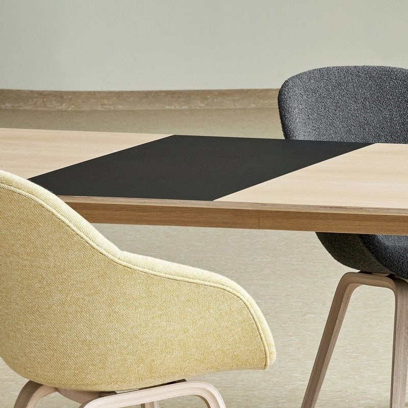 HAY CPH30 Table Extendable waterbased lacquered solid oak 200 x 90 cm + 1 extendable leaf - SHOWROOM MODEL