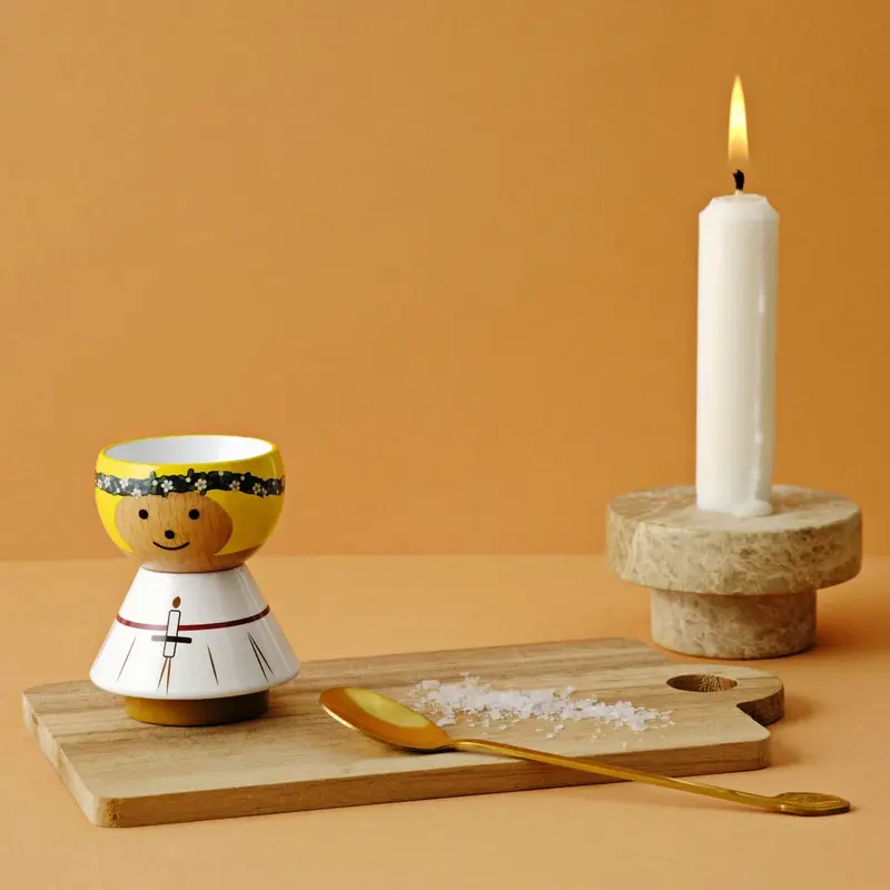 Lucie  Kaas Bordfolk egg holder Lucia