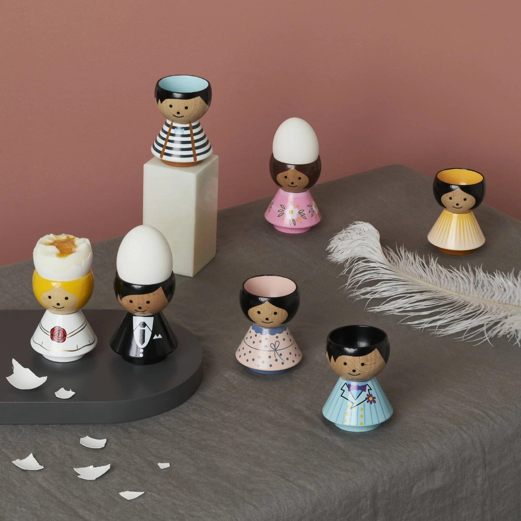 Lucie  Kaas Bordfolk egg holder Magnus