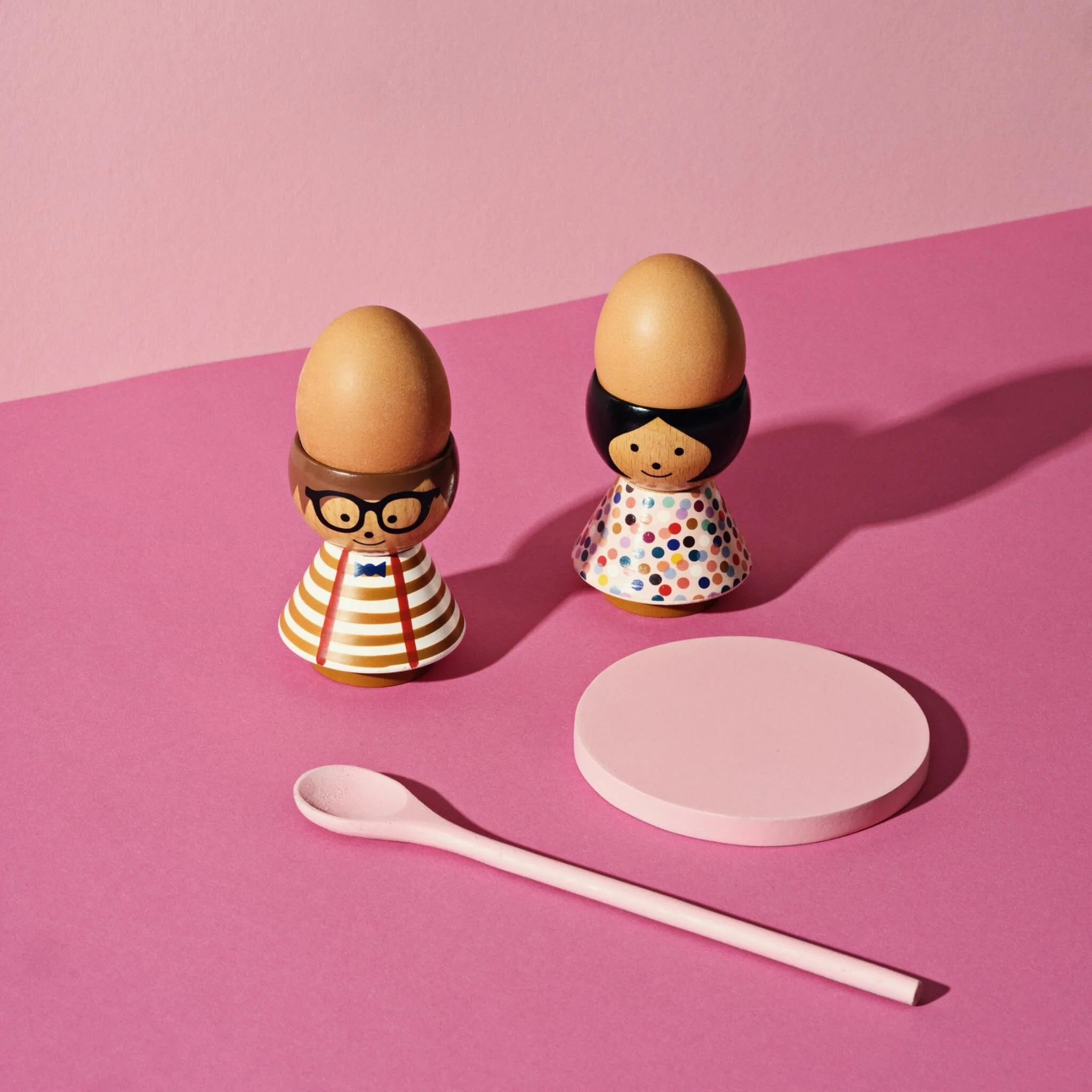 Lucie  Kaas Bordfolk egg holder girl Poppy