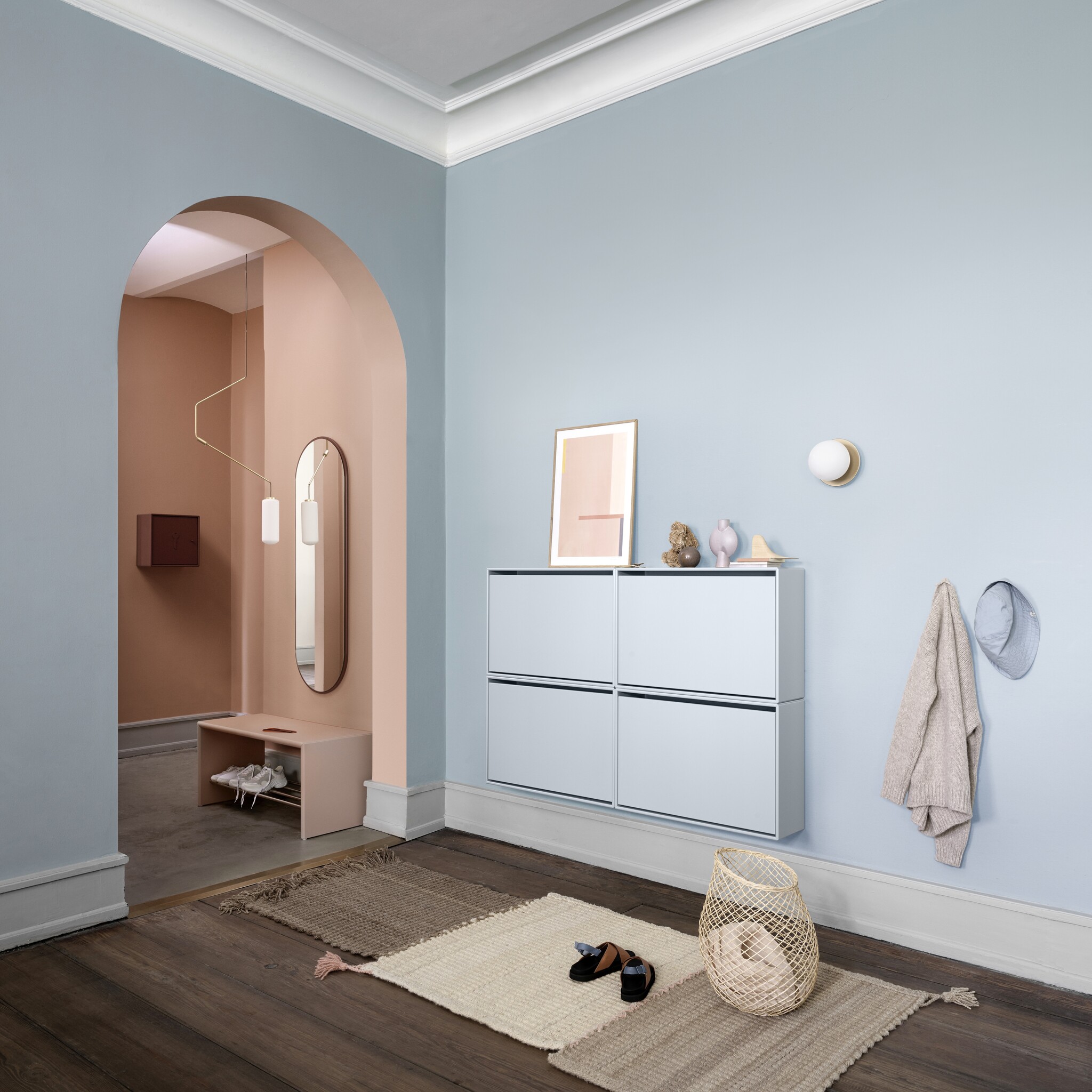 MONTANA HIDE shoe cabinet