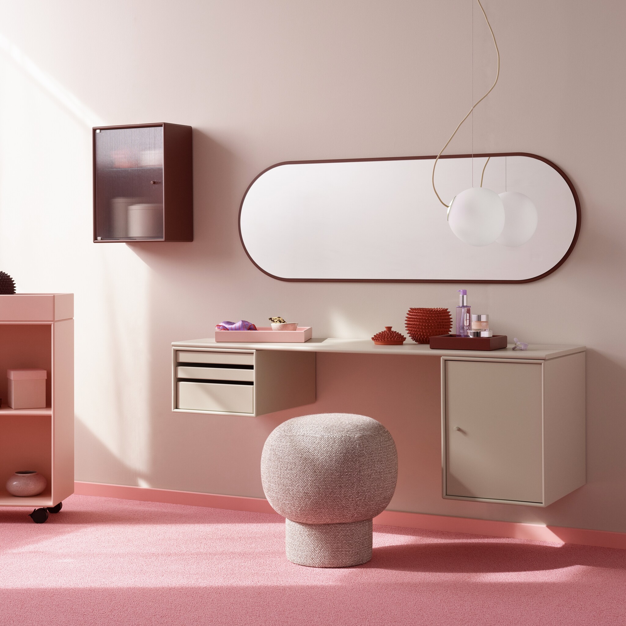 MONTANA FIGURE Colour Frame Mirror