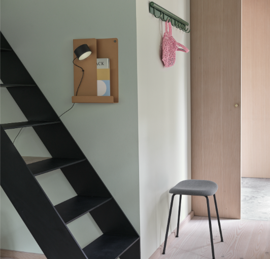 Muuto Post Wall Lamp