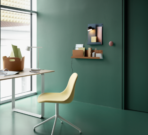 Muuto Post Wall Lamp