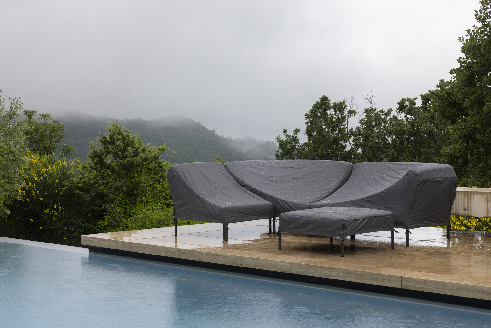 Houe Level + Level 2 Cover