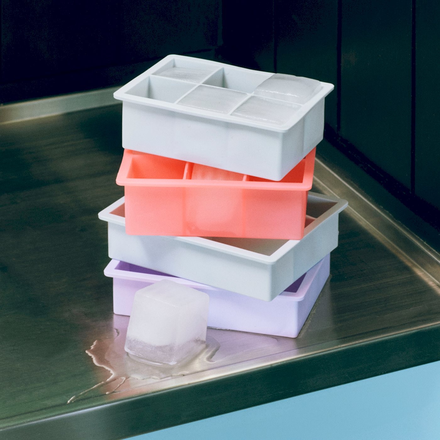 HAY Ice Cube Tray Square XX-Large Pink