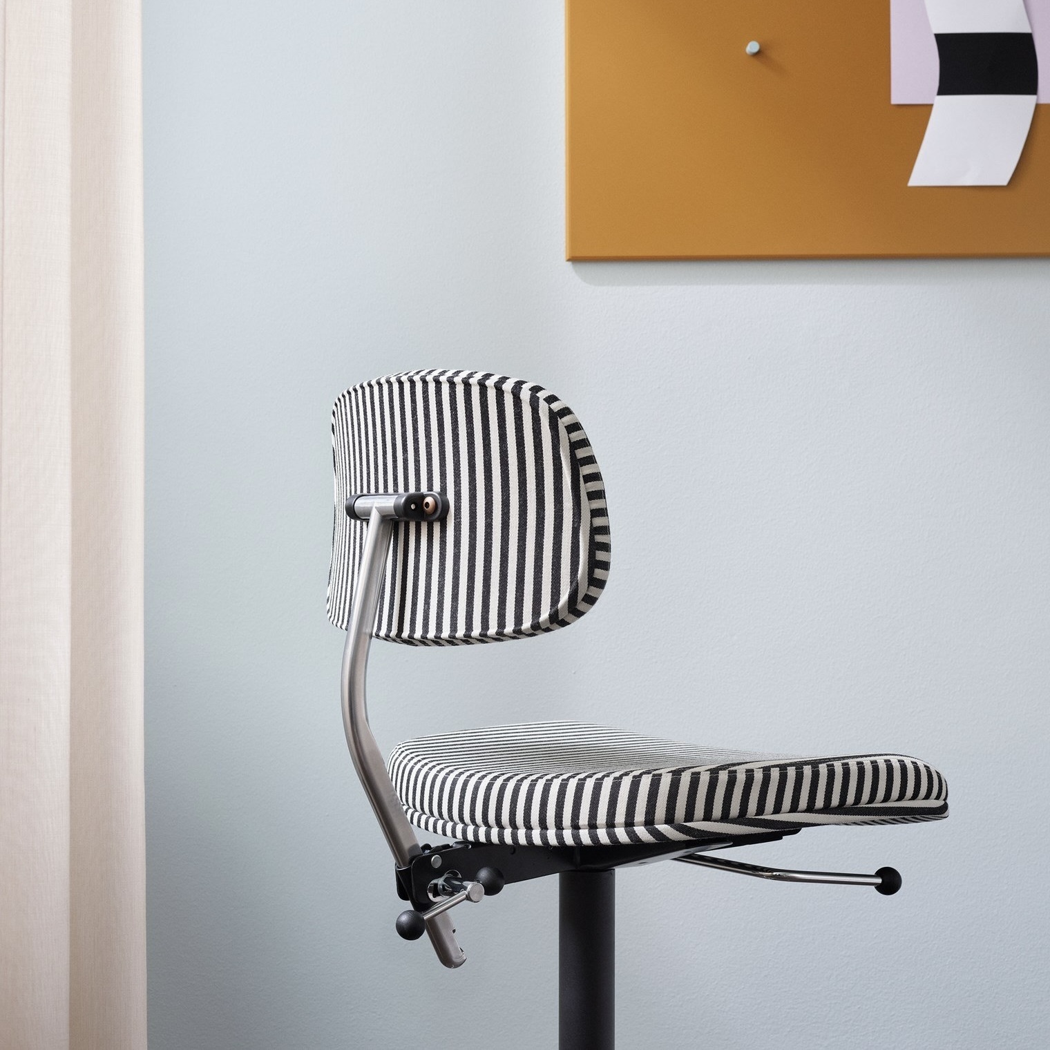 MONTANA Kevi 2534U office chair