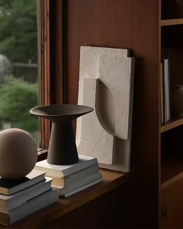 Kristina Dam Serif Relief S - Off White