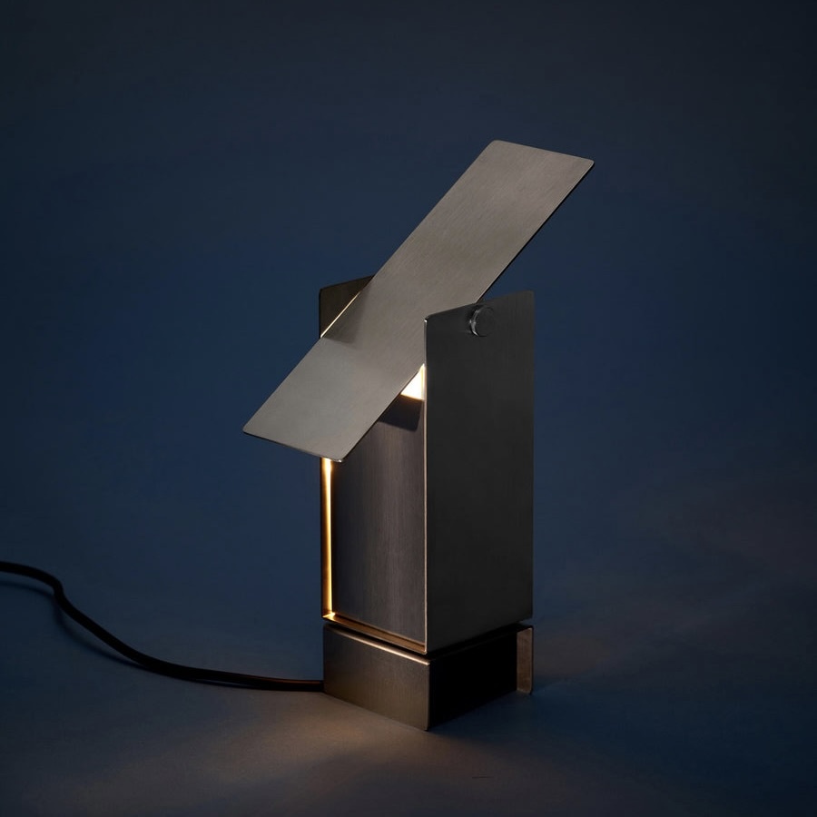 Moebe Pivoting Table Lamp