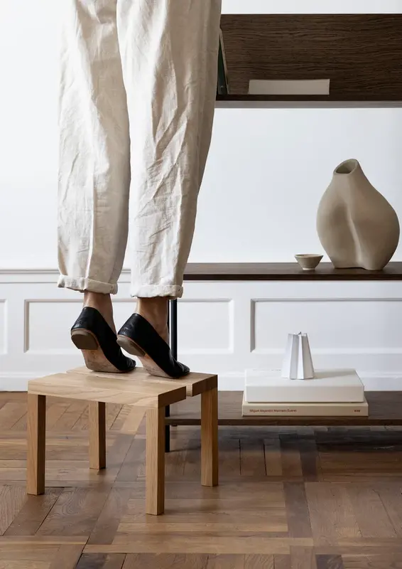 Moebe Peg Step Stool