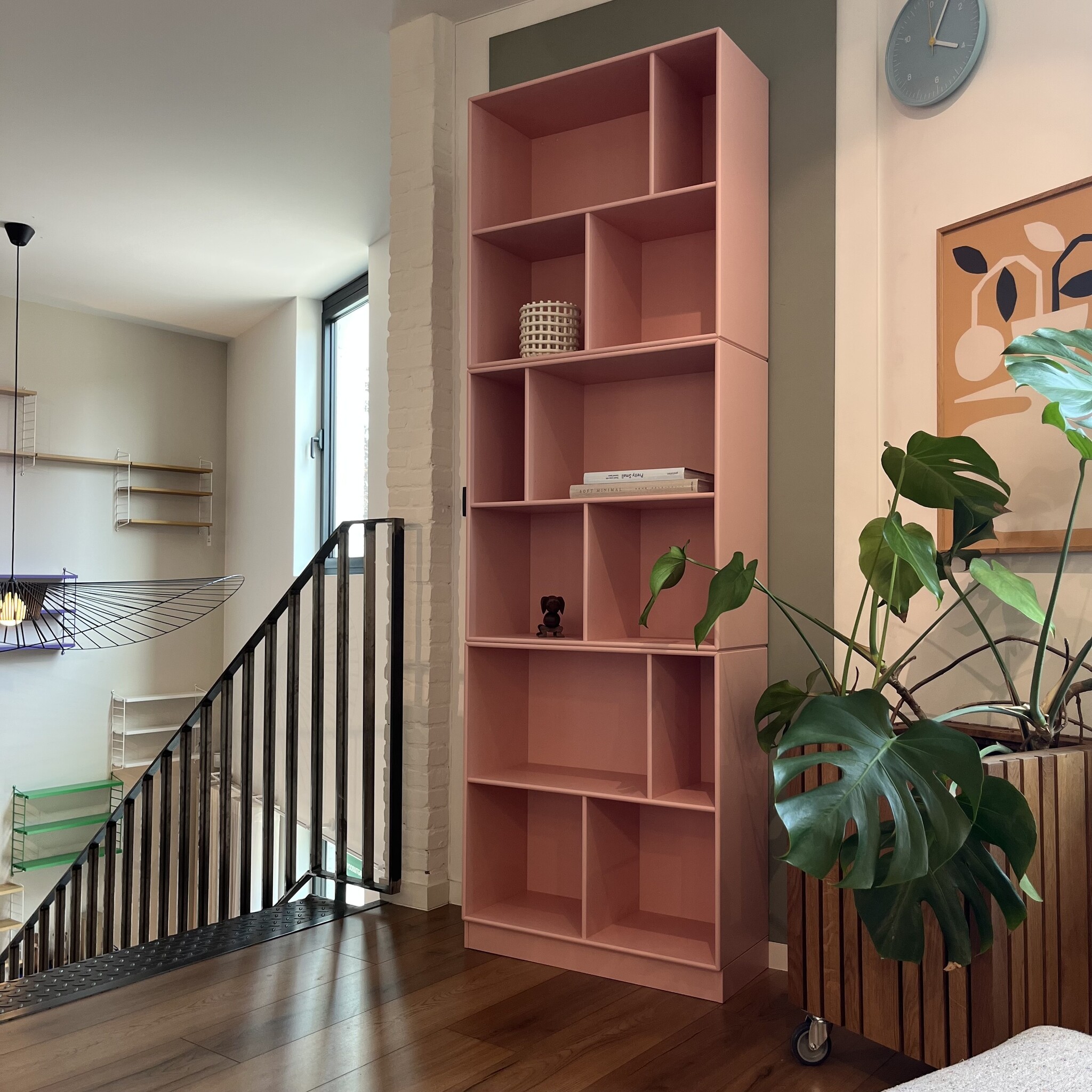 MONTANA Bookcase - Ruby