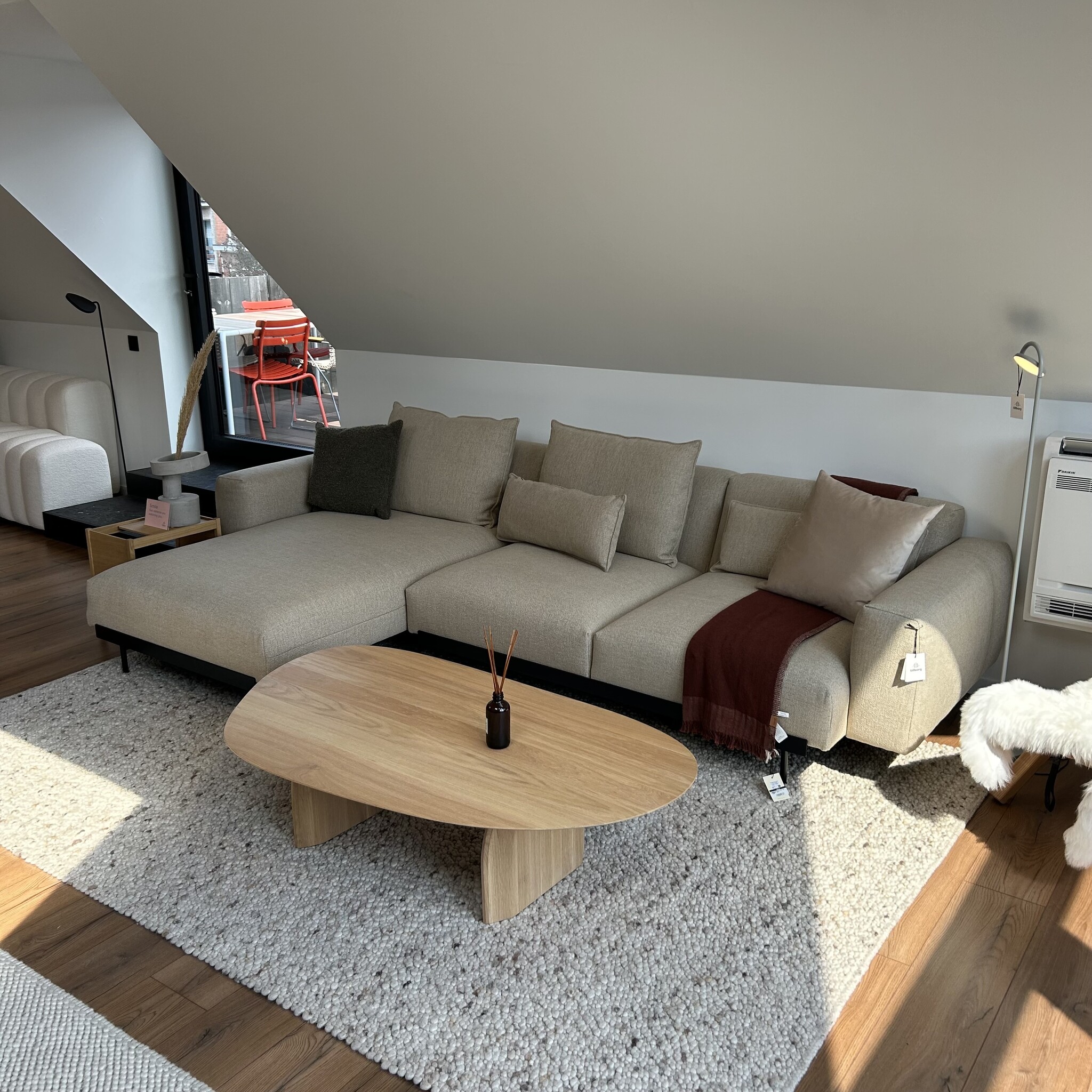 Muuto In Situ Sofa 3-Seater Configuration 7 - Ecriture 240/Black incl. 4 cushions