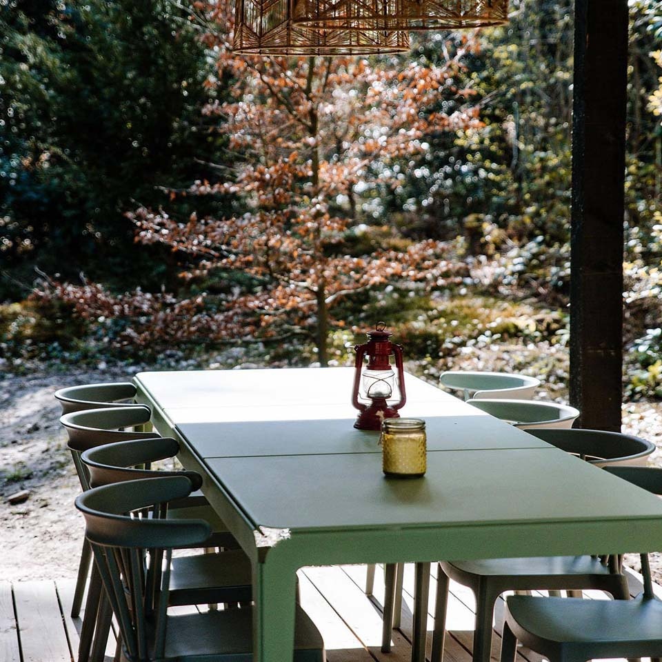 Weltevree Bended Table 270 including 2 Benches and 2 Stools - SET