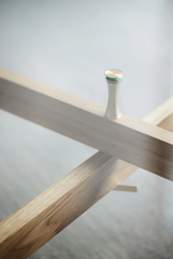 Moebe Round Coffee Table