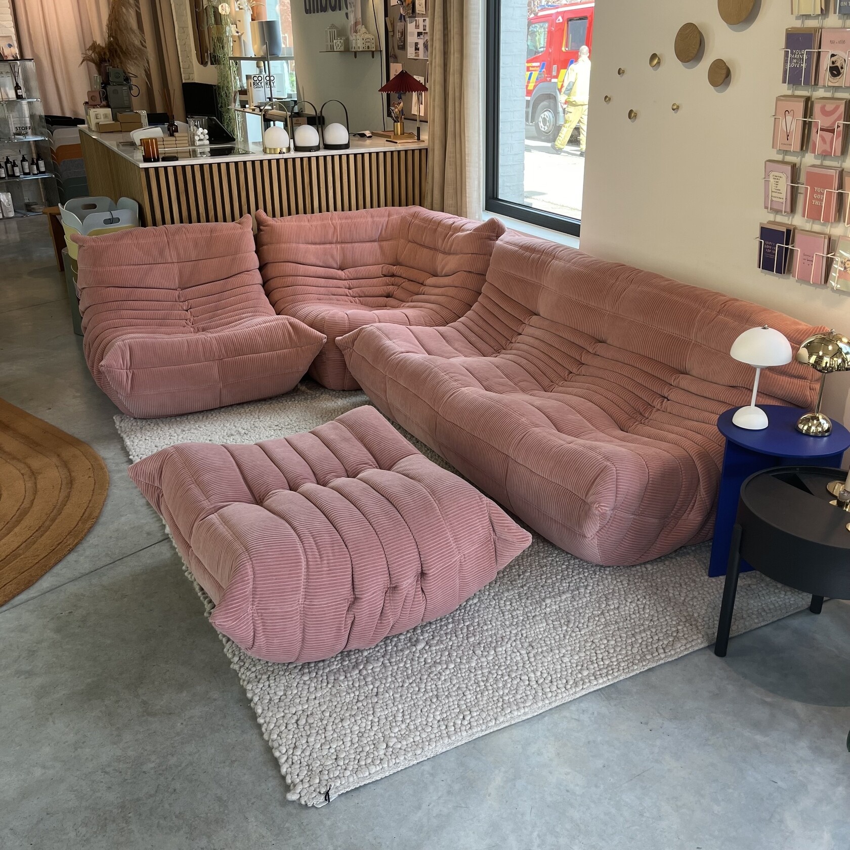 Ligne Roset Togo Configuration tillborg - Phlox Dragée