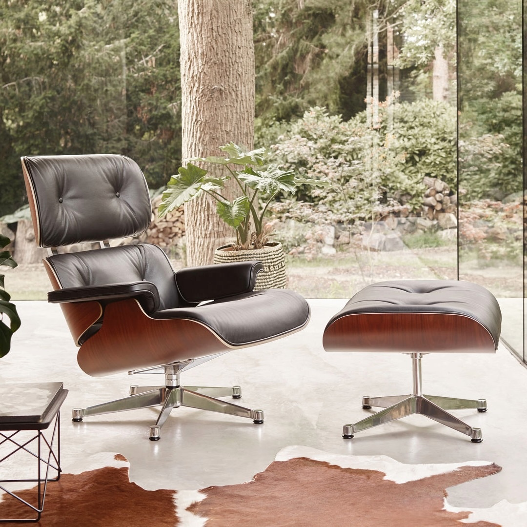 Vitra Eames Lounge Chair - Leder Premium Snow/Notenhout Zwart Gepigmenteerd