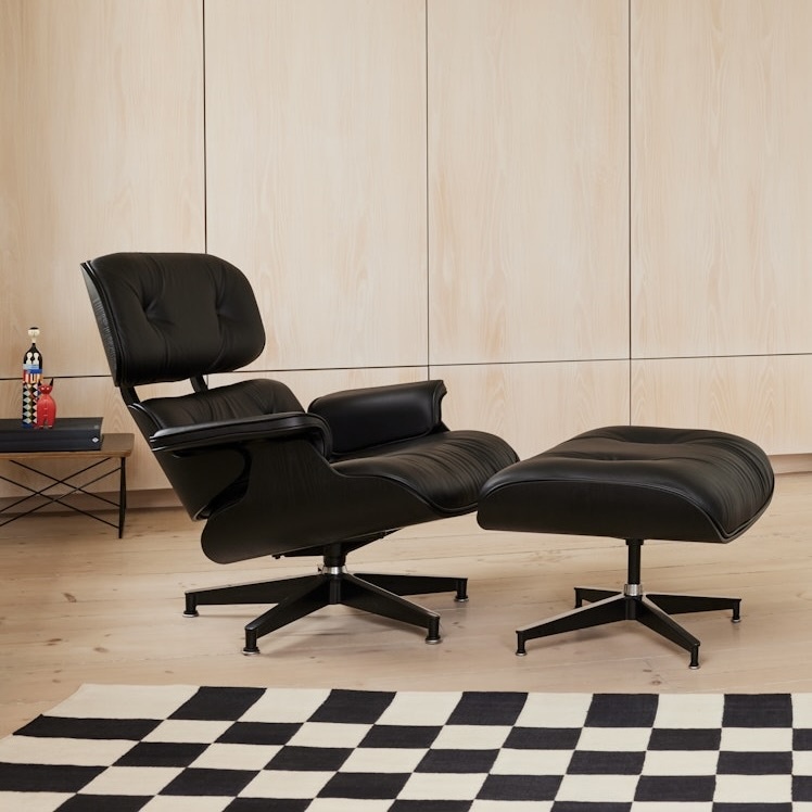 Vitra Eames Ottoman - Leder Premium Umbra Grey/Notenhout Zwart Gepigmenteerd