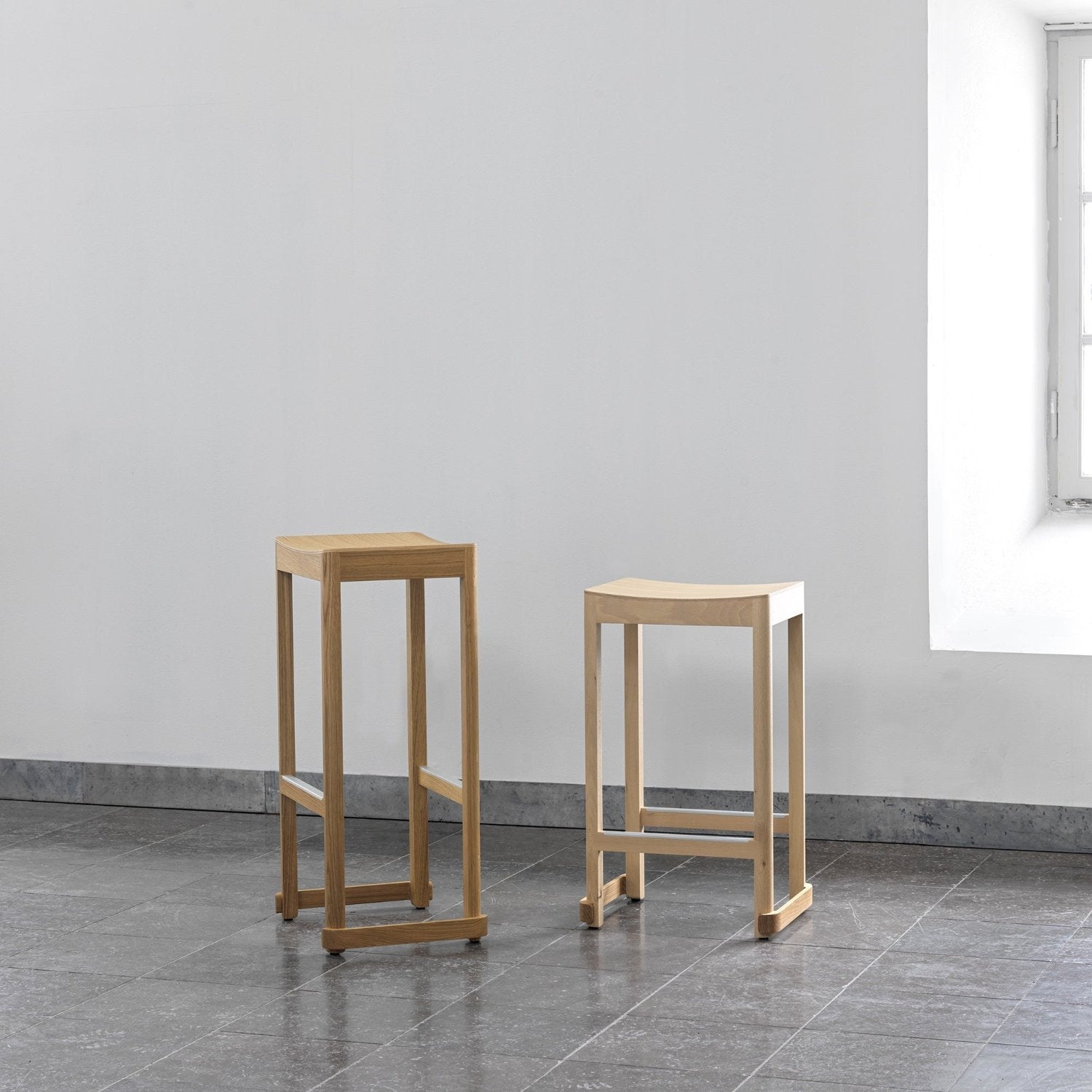 Artek Atelier Bar Stool Low H65cm