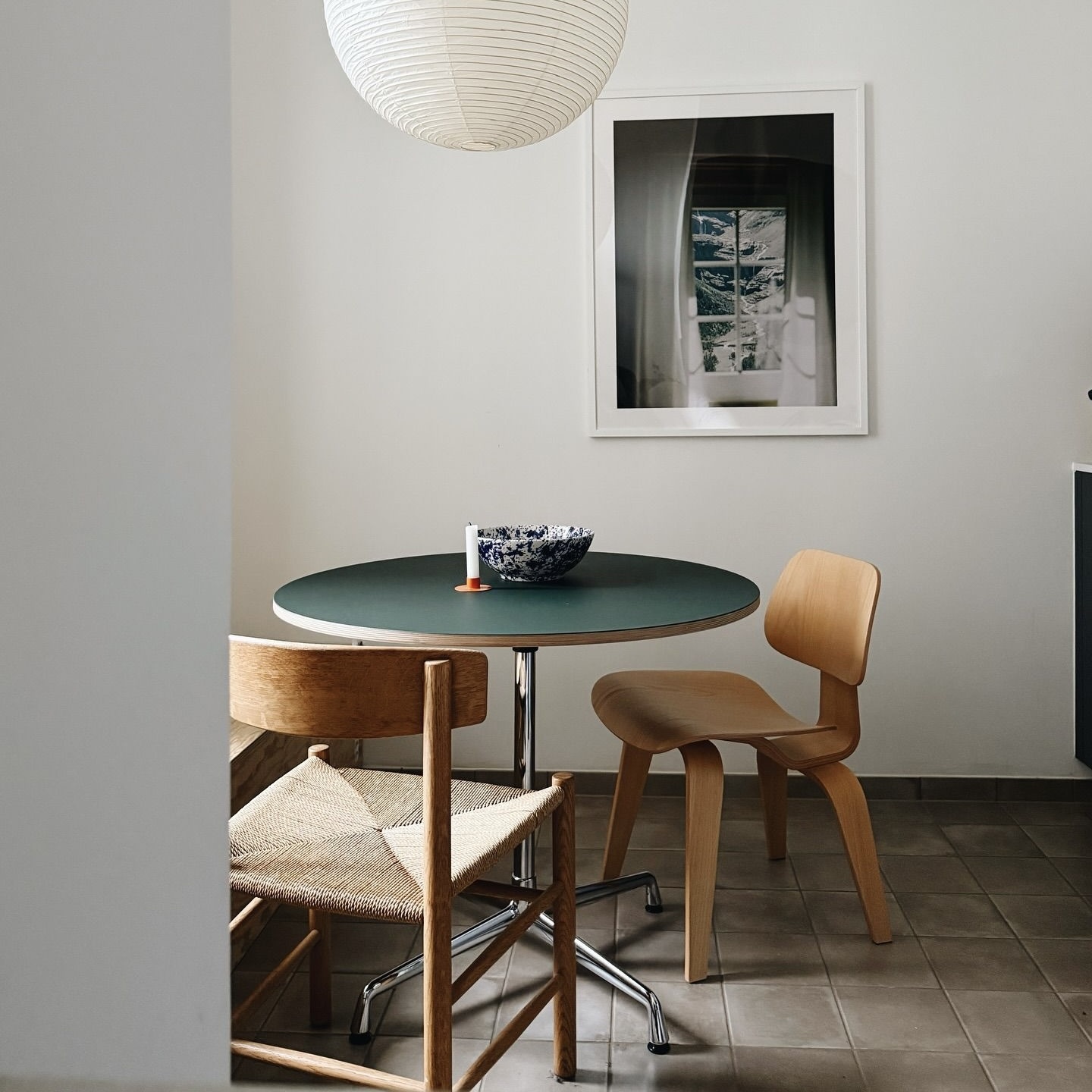 Vitra Plywood Group DCW