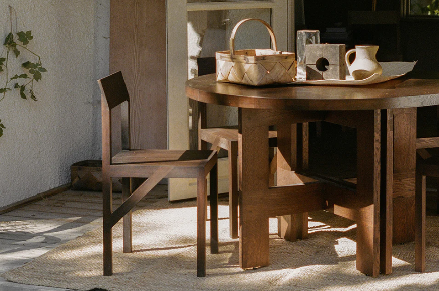 FRAMA Farmhouse Trestle Table - Ø140 Round