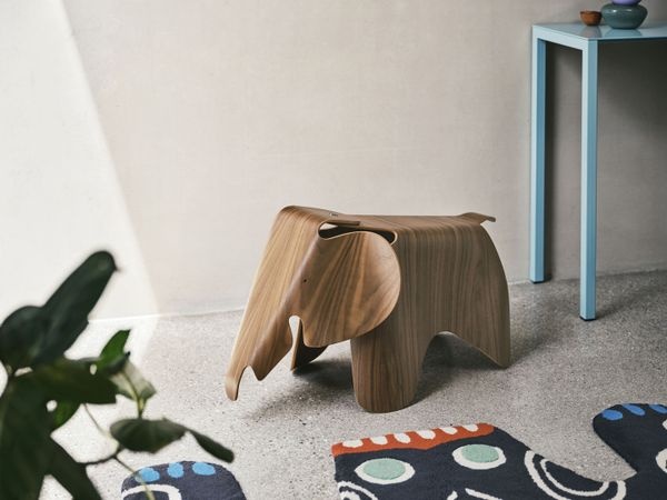 Vitra Eames Elephant Plywood