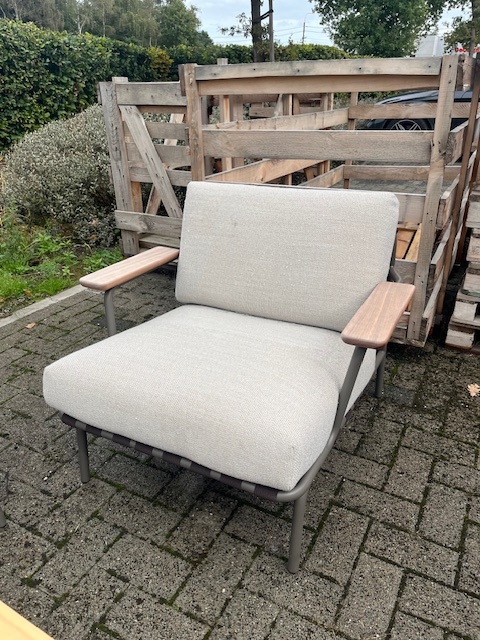 Muuto Settle Lounge Chair Laze 1/Taupe + Cover - SHOWROOMMODEL