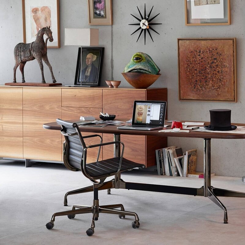 Vitra Aluminium Chair EA 117