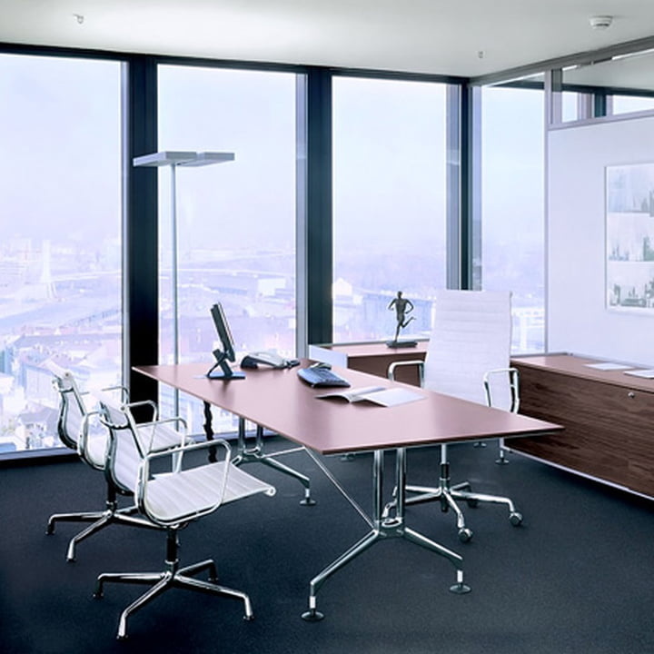 Vitra EA 119 Chair - Premium Leder 61 Umbra Grey/Zwart Frame