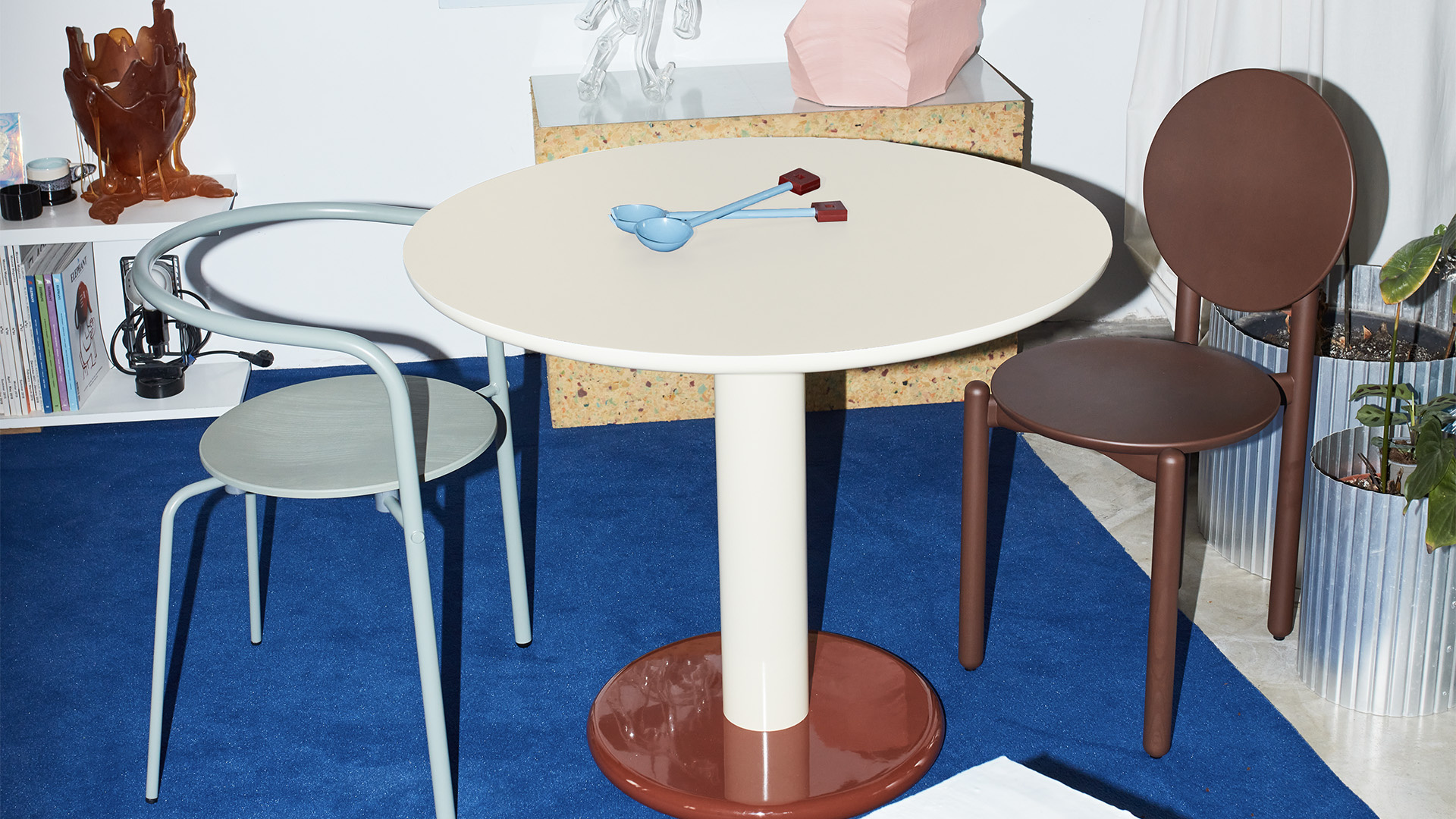 BD Barcelona Eclipso Cafe Table
