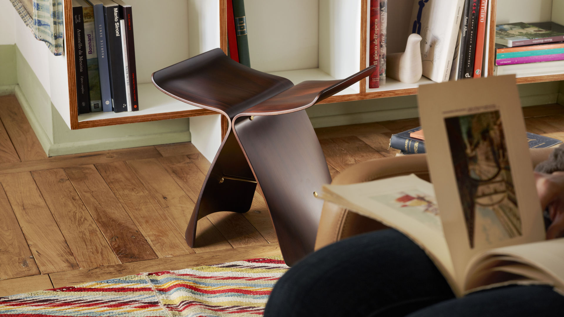 Vitra Butterfly Stool