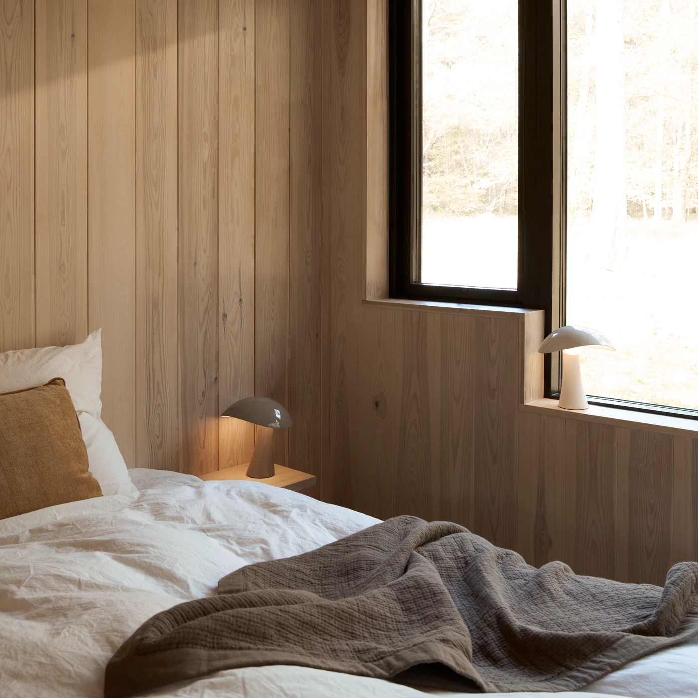 Louis Poulsen Rumee 220 Portable Lamp