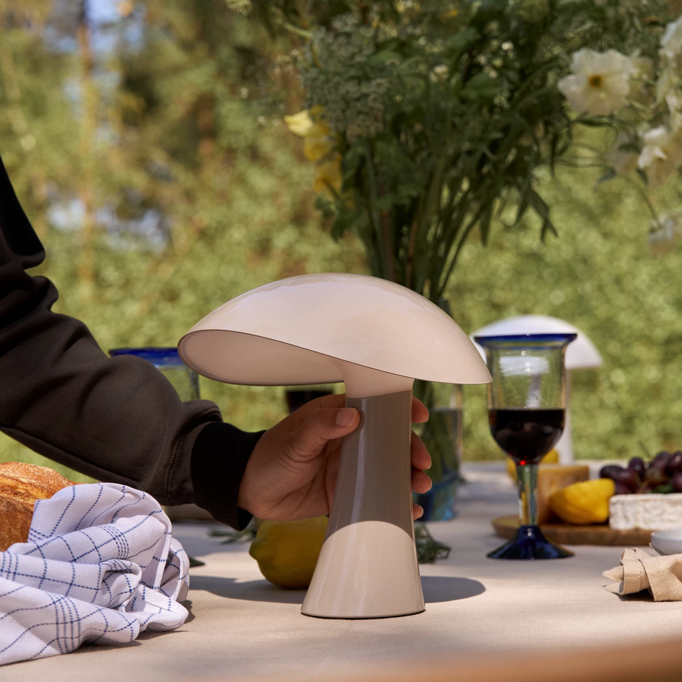 Louis Poulsen Rumee 220 Portable Lamp