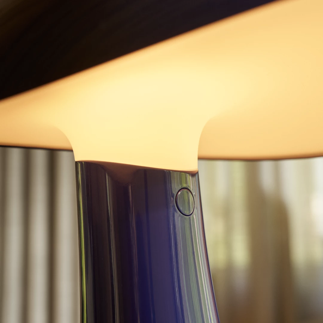 Louis Poulsen Rumee 220 Portable Lamp