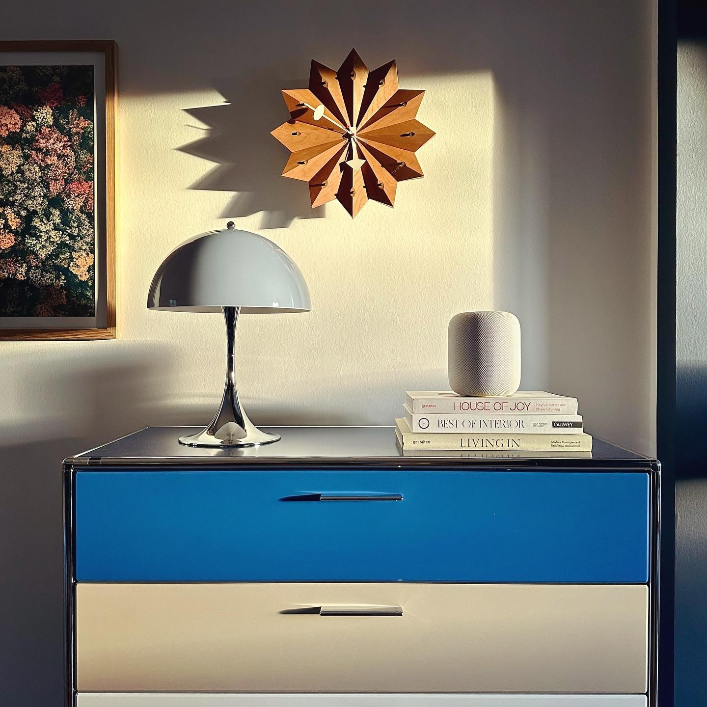 Vitra Fan Clock - Wall Clock