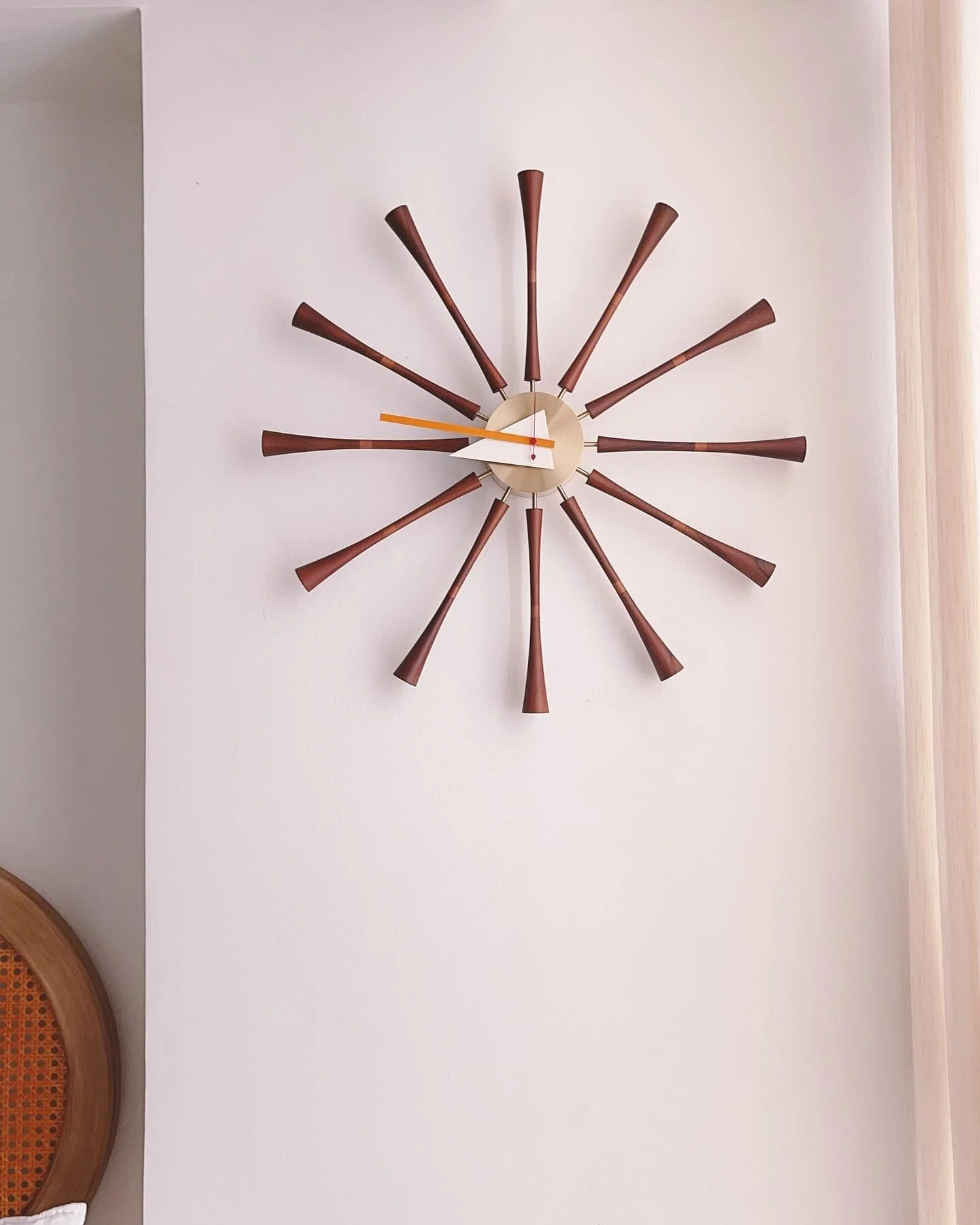 Vitra Spindle Clock - Wall Clock