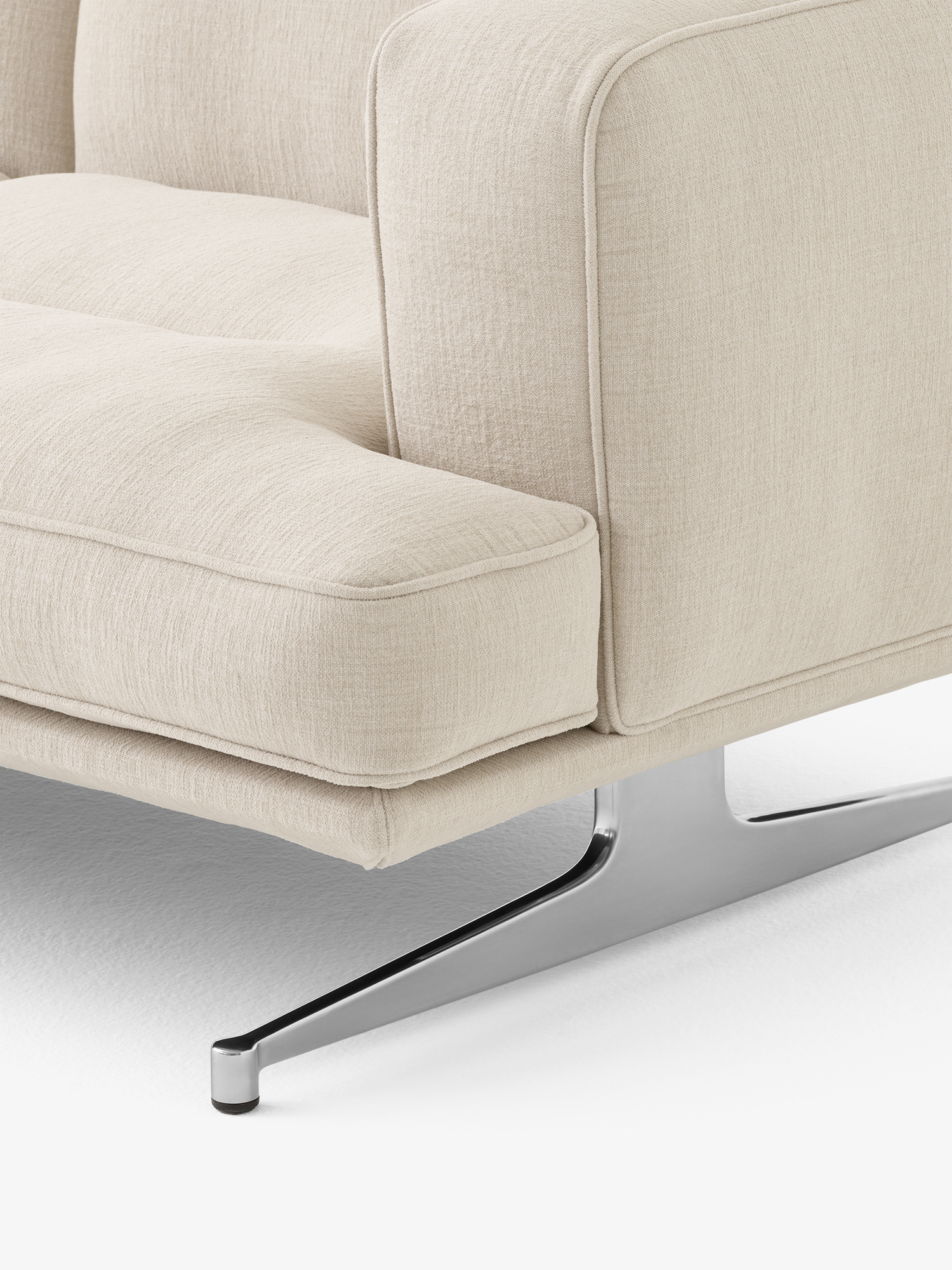 &Tradition Inland Lounge Chair AV21 - Polished Aluminium Legs/Cifrado 0381