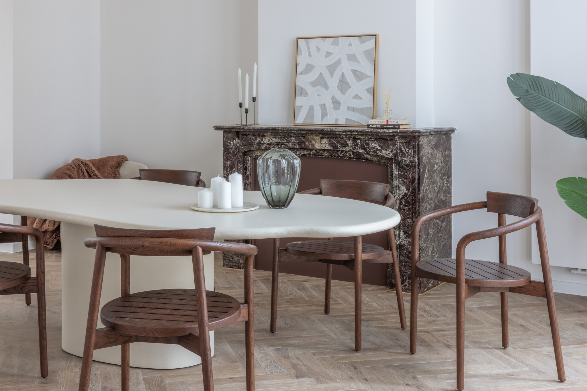 TOOON by Toon De Somer Organic Shape with Cemented Central Leg 240 x 100cm - White