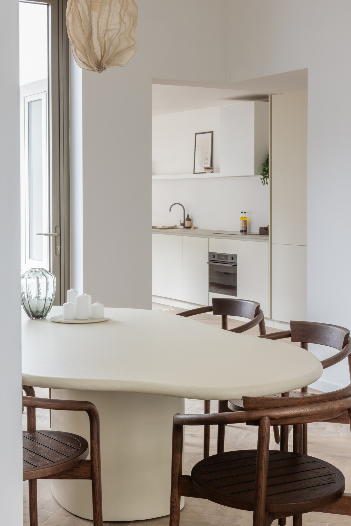 TOOON by Toon De Somer Organic Shape with Cemented Central Leg 240 x 100cm - White