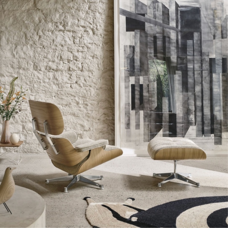 Vitra Eames Lounge Chair + Ottoman - Nubia Bamboo Terra/Kastanje Natural Gelakt/Gepolijst Aluminium