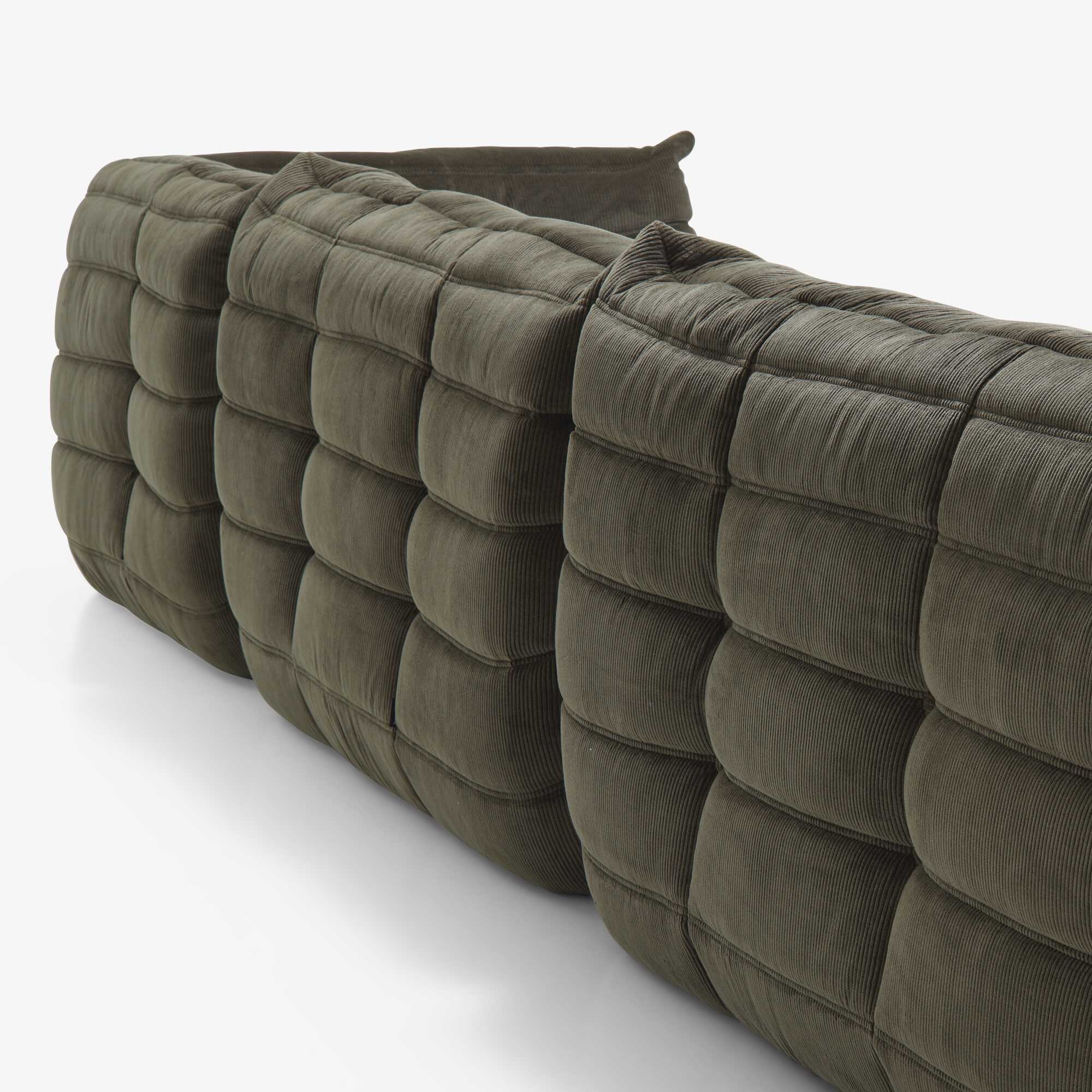 Ligne Roset Togo Composition - Phlox Bouteille