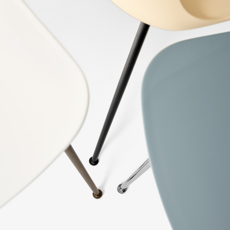 &Tradition Rely Chair HW6 - Chrome Base