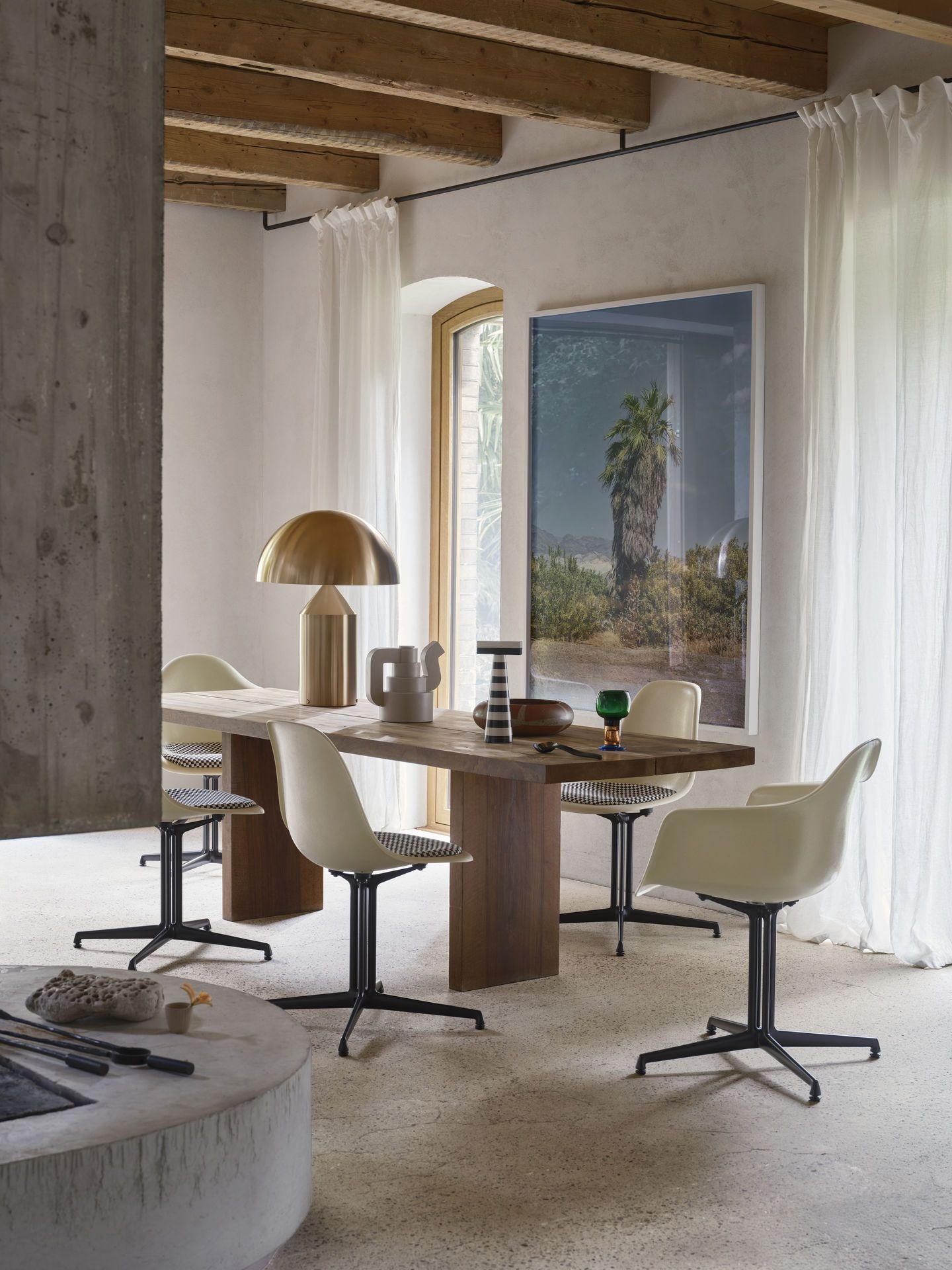 Vitra Eames Fiberglass Armchair DAL met zitkussen - Parchment/Gepolijst/Hopsak