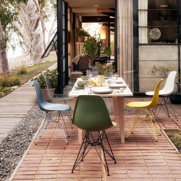 Vitra Eames Plastic Armchair RE DAR - Verchroomd