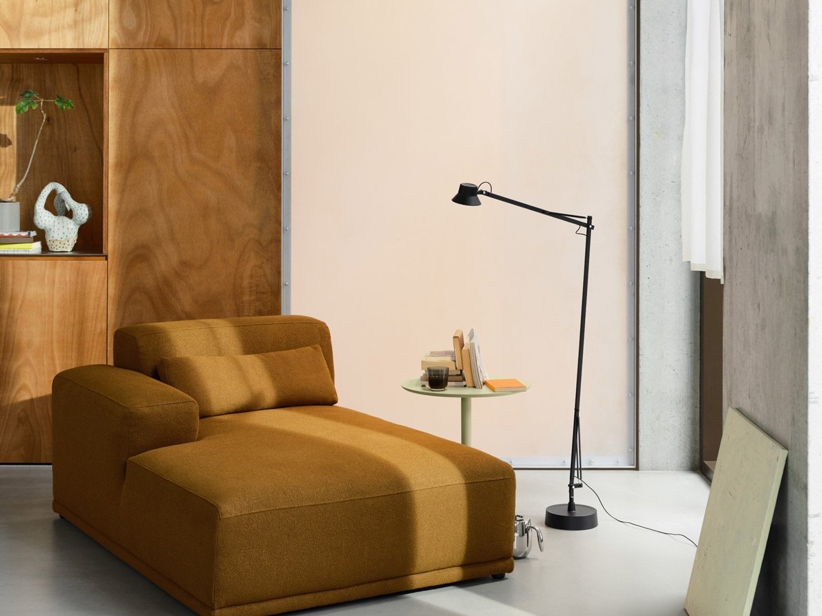 Muuto Dedicate Floor Lamp - Black